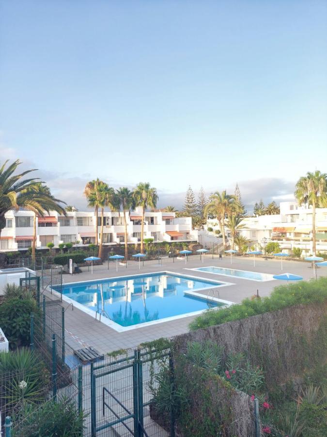 Blu Apartment, Wifi Free Pool View Casa vacanze *
